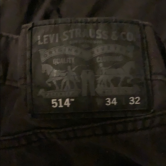 Levi’s size 34w 32L - Picture 2 of 3